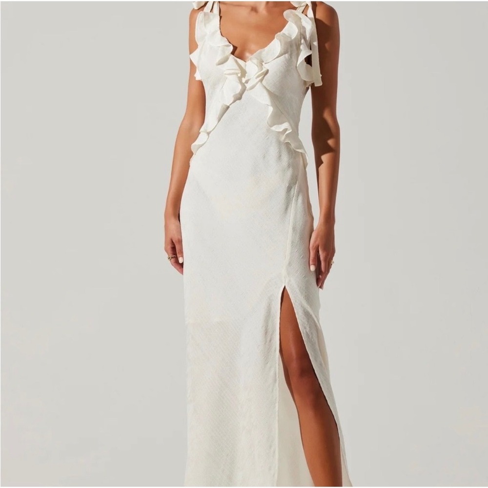 ASTR the Label Sorbae Ruffle Maxi Dress Ivory